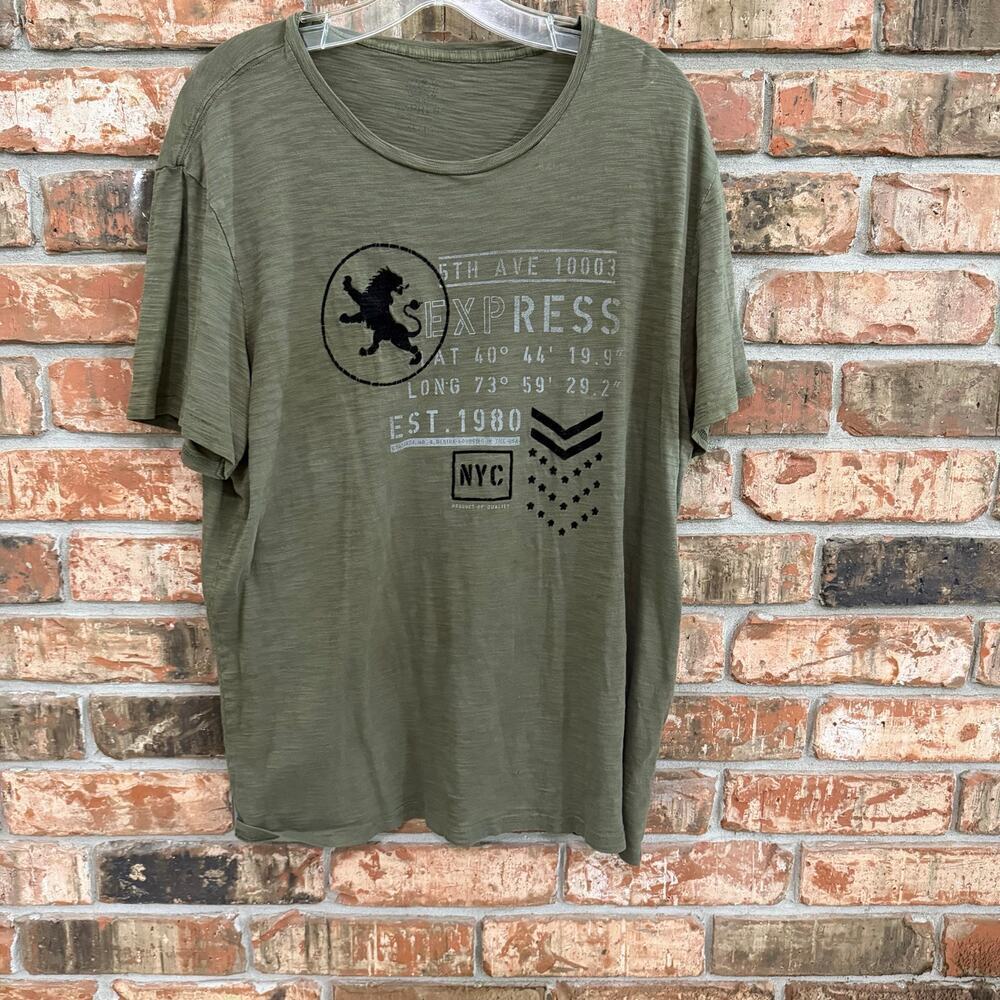 Express Utility Style Soft Tee Size XL Short Sleeve Mens Casual Y2K